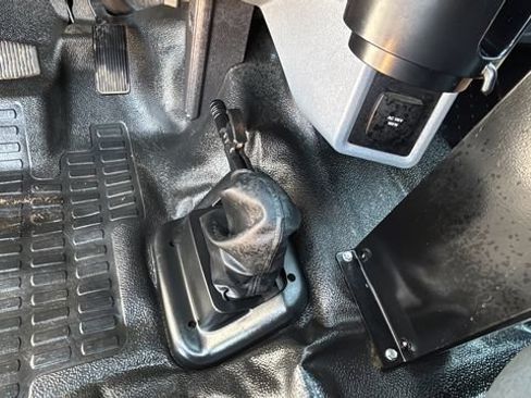 Used 2022 Ford F650 2WD Crew Cab Super Duty image 41