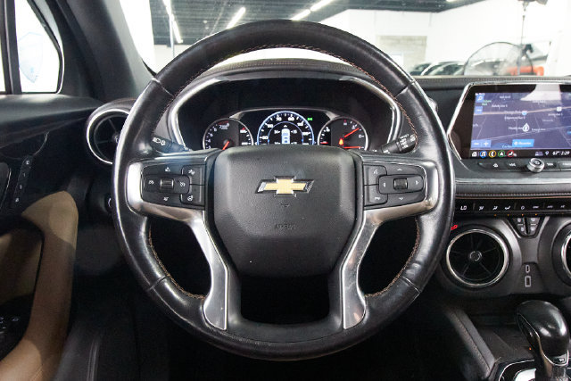 Used 2019 Chevrolet Blazer Premier w/ Sun and Wheels Package AWD/4WD image 9