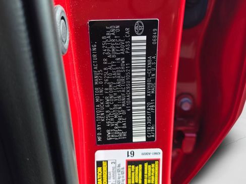 Used 2025 Toyota Camry LE FWD image 28
