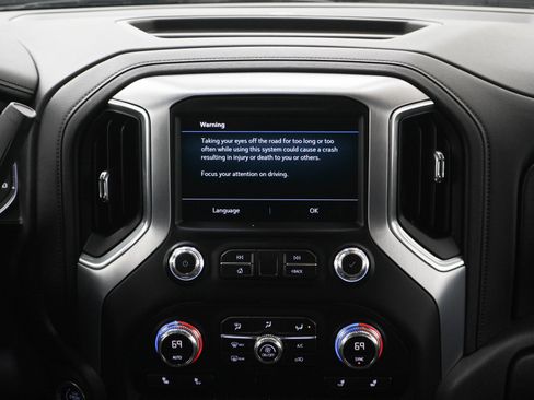 Used 2020 GMC Sierra 1500 SLE w/ SLE Convenience Package AWD/4WD image 15