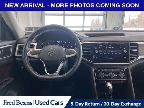 Used 2023 Volkswagen Atlas SE image 12