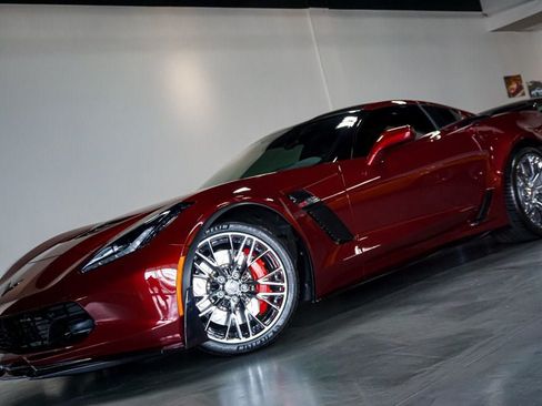 Used 2018 Chevrolet Corvette Z06 RWD image 90