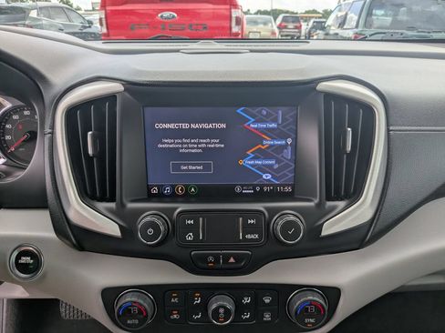Used 2022 GMC Terrain SLT w/ Infotainment Package II FWD image 25