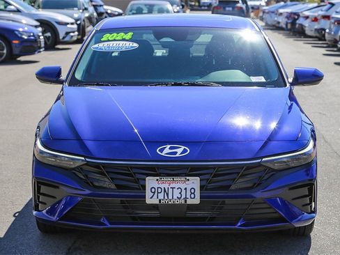 Certified 2024 Hyundai Elantra SEL w/ Convenience Package image 2
