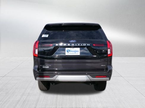 New 2025 Ford Expedition Max Platinum w/ Platinum Ultimate Package image 4