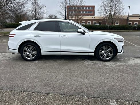 Used 2025 Genesis GV70 3.5T Sport AWD/4WD image 8