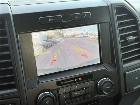 Used 2018 Ford F150 XL w/ Equipment Group 101A Mid image 12