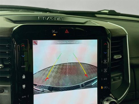 New 2026 RAM 1500 Laramie AWD/4WD image 9
