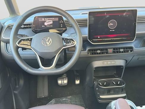 New 2025 Volkswagen ID. Buzz Pro S Plus RWD image 13