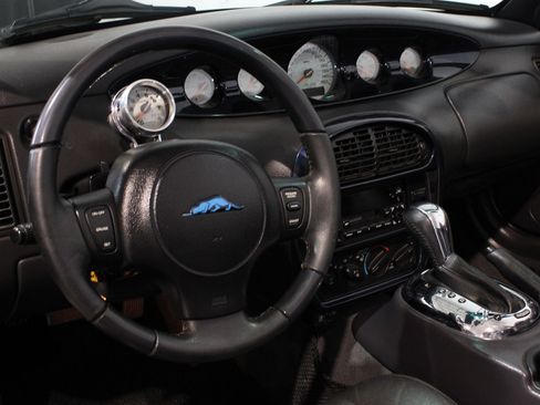 Used 2001 Chrysler Prowler RWD image 37