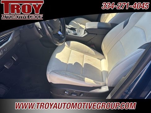 Used 2019 Cadillac XT4 Sport image 37