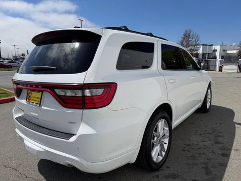 Used 2024 Dodge Durango GT RWD image 6