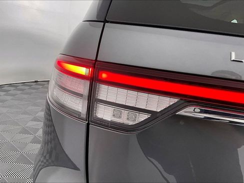 Used 2023 Lincoln Aviator Reserve w/ Equipment Group 201A AWD/4WD image 30