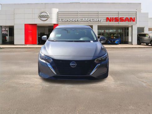 New 2025 Nissan Sentra SV image 8