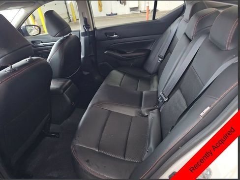 Used 2023 Nissan Altima 2.5 SR AWD/4WD image 6