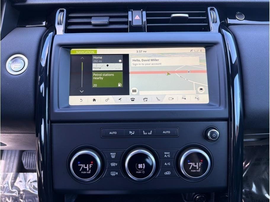 Used 2019 Land Rover Discovery SE AWD/4WD image 19