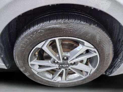 Used 2023 Kia Forte LXS FWD image 32