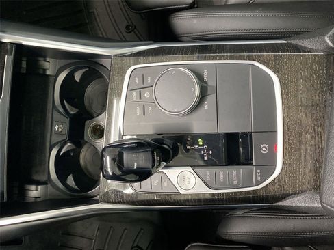 Used 2021 BMW 330e xDrive 330e xDrive w/ M Sport Package image 27