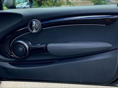 Certified 2024 MINI Cooper SE w/ MINI Resolute Edition image 24