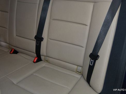 Used 2010 Mercedes-Benz E 350 E350 4MATIC image 25