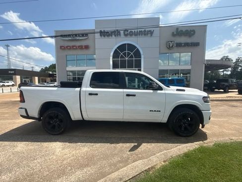 Used 2025 RAM 1500 Big Horn AWD/4WD image 1