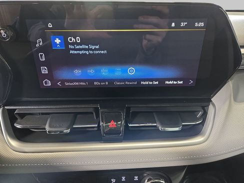 New 2026 Chevrolet TrailBlazer LT w/ LT Cold Weather Package FWD image 22