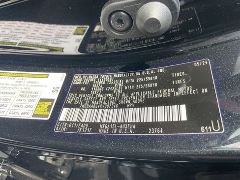 Used 2024 Toyota Corolla Cross XLE image 8