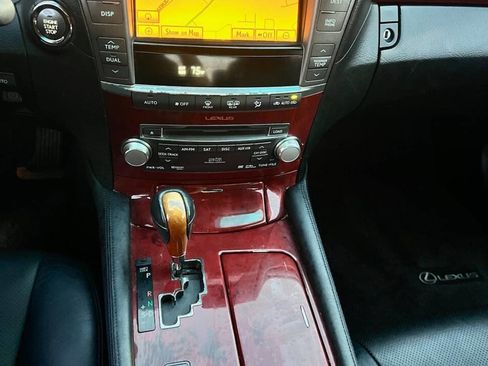 Used 2010 Lexus LS 460 L image 13