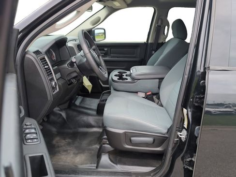 Used 2019 RAM 1500 Tradesman w/ Popular Equipment Group AWD/4WD image 8