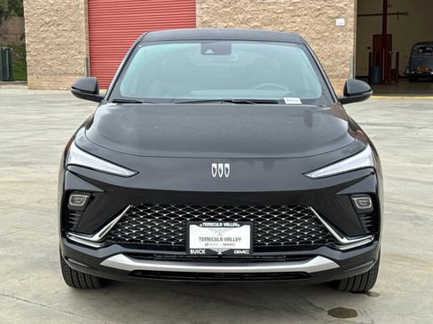 New 2026 Buick Envista Avenir image 5