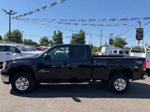 Used 2009 GMC Sierra 2500 SLT w/ SLT Convenience Package AWD/4WD image 6
