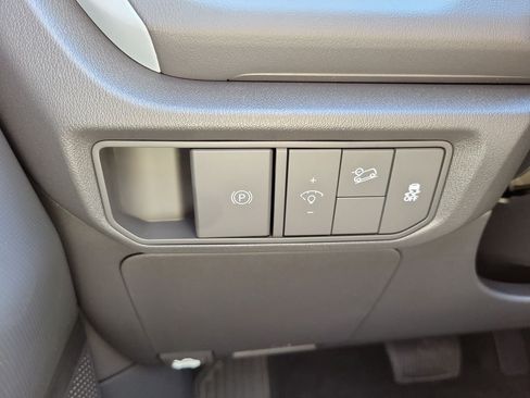 New 2027 Kia Seltos S FWD image 24