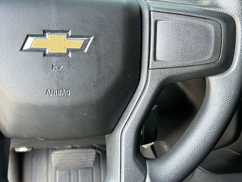 Used 2022 Chevrolet Silverado 1500 Custom RWD image 18
