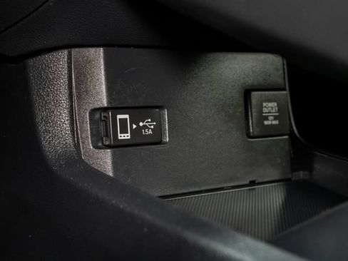 Used 2016 Honda Civic Touring image 23