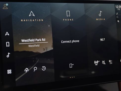 Used 2024 Jaguar F-PACE SVR image 63