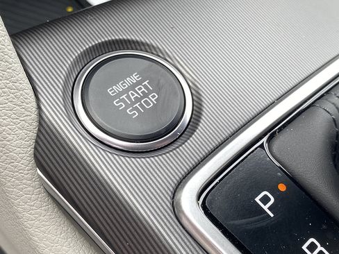 New 2026 Kia Sportage EX FWD image 18