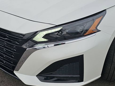 Used 2025 Nissan Altima 2.5 SL image 35