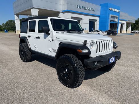 Used 2019 Jeep Wrangler Unlimited Sport S AWD/4WD image 7