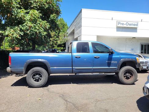 Used 2006 Dodge Ram 2500 Truck SLT w/ Quad Cab Big Horn Value Group AWD/4WD image 2
