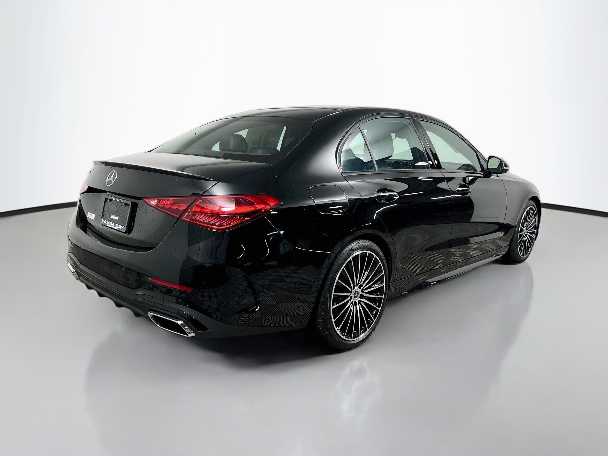 Used 2024 Mercedes-Benz C 300 Sedan w/ AMG Line w/ Night Package image 4
