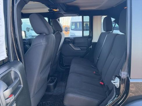 Used 2017 Jeep Wrangler Unlimited Sport w/ Quick Order Package 24S image 9