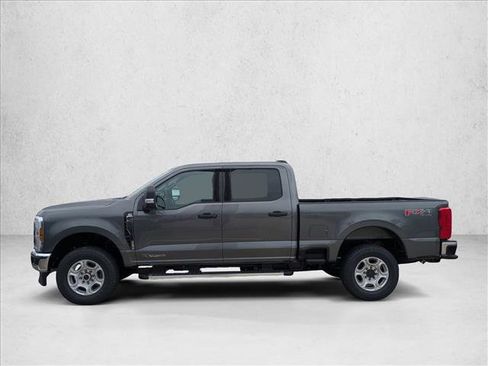 New 2026 Ford F250 XLT w/ FX4 Off-Road Package image 8