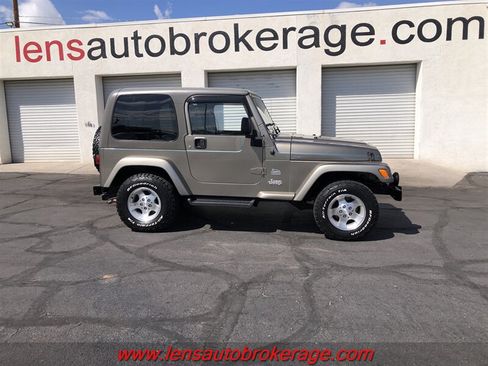 Used 2003 Jeep Wrangler Sahara AWD/4WD image 1