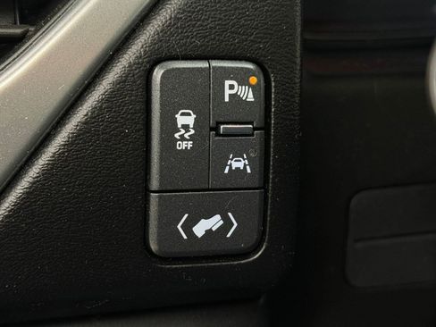 Used 2017 Chevrolet Tahoe LT AWD/4WD image 35