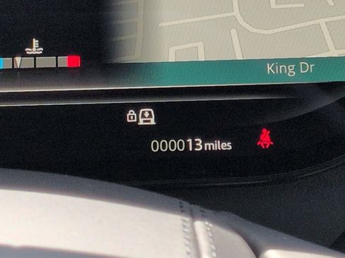 New 2026 Land Rover Range Rover Sport Dynamic SE AWD/4WD image 14