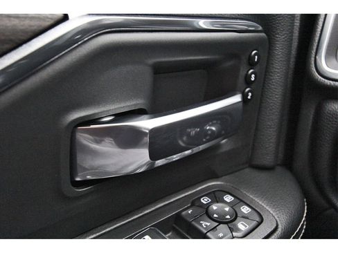 Used 2025 RAM 2500 Laramie image 17