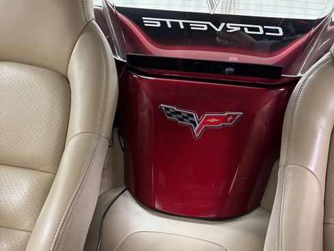 Used 2008 Chevrolet Corvette Convertible w/ Preferred Equipment Group image 17