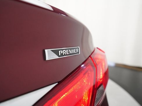 Used 2017 Chevrolet Impala Premier w/ Enhanced Convenience Package image 32