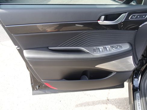 Used 2024 Hyundai Palisade Calligraphy image 14