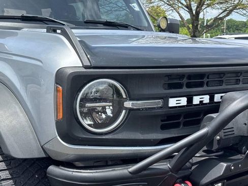 Used 2021 Ford Bronco Black Diamond w/ Sasquatch Package AWD/4WD image 11